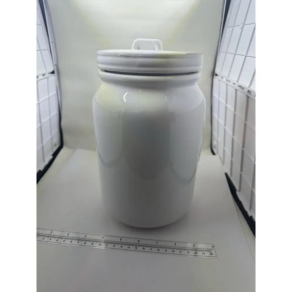 Cheryl's Freshly Baked Cookies Jar White Ceramic Lid